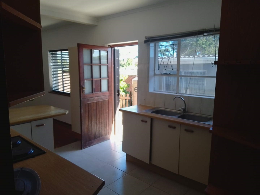 To Let 3 Bedroom Property for Rent in Goldwater Eastern Cape